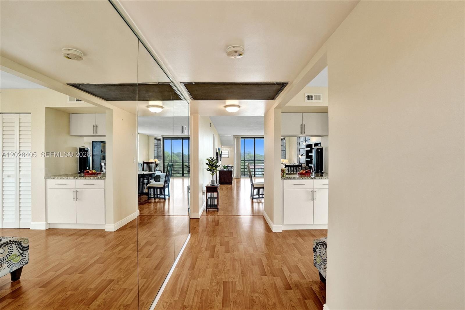 901 Colony Point Circle 501, Pembroke Pines, FL 33026 photo 2