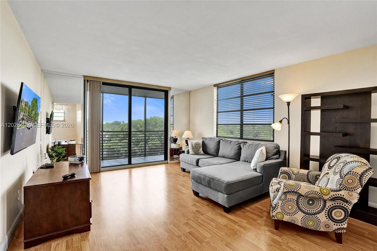 901 Colony Point Circle 501, Pembroke Pines, FL 33026 photo 16