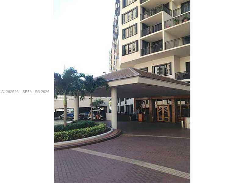Brickell Key Dr Brickell Key Dr Brickell Key Drive 410, Miami, FL 33131, Miami