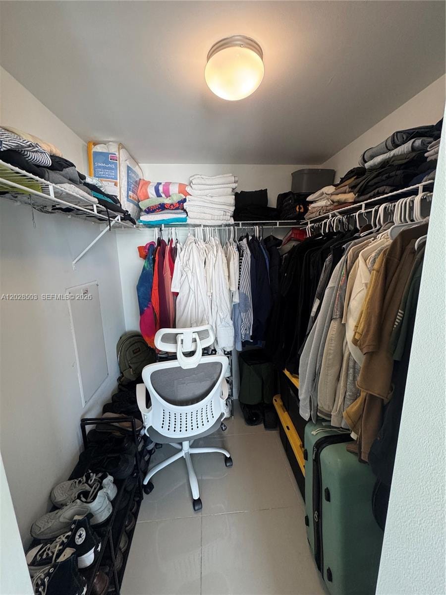 1861 S River Drive 2201 — photo 11