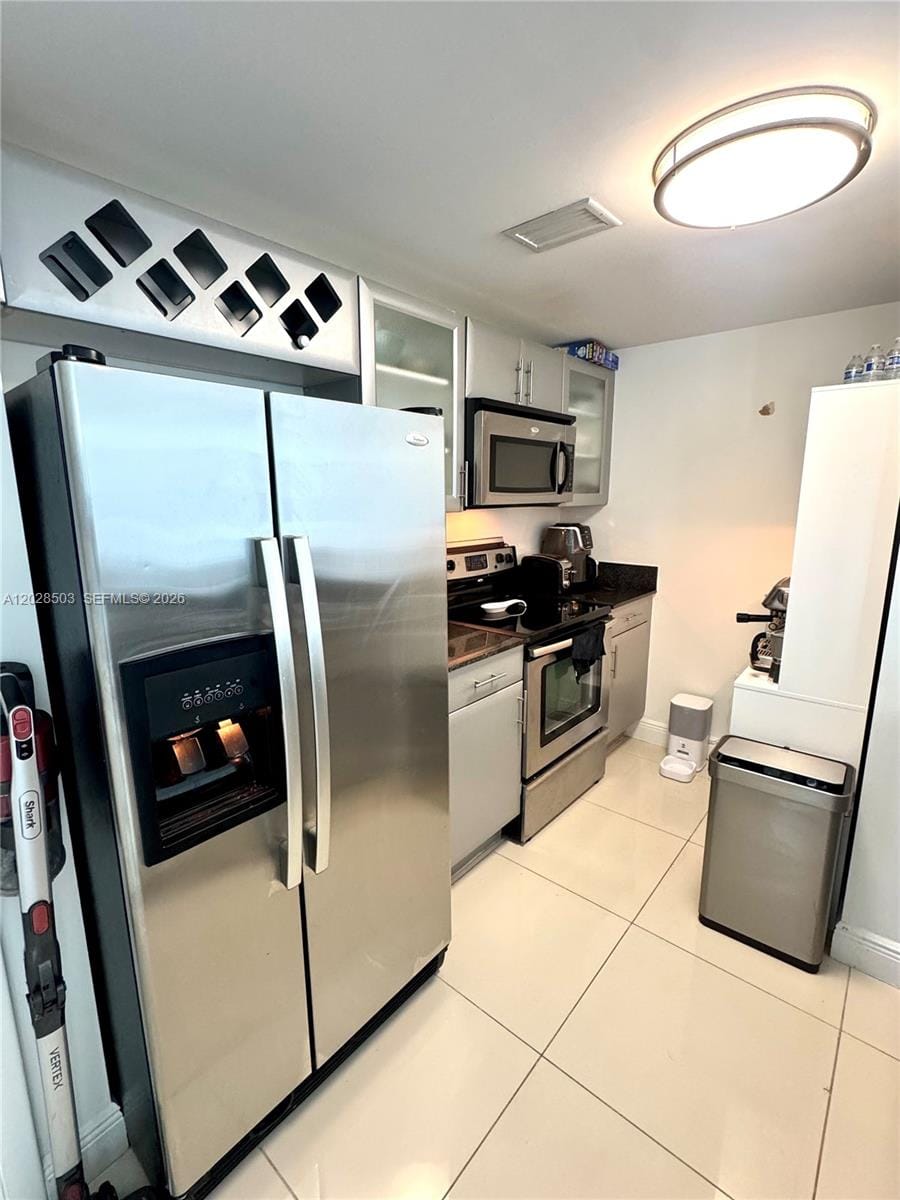 1861 S River Drive 2201 — photo 5