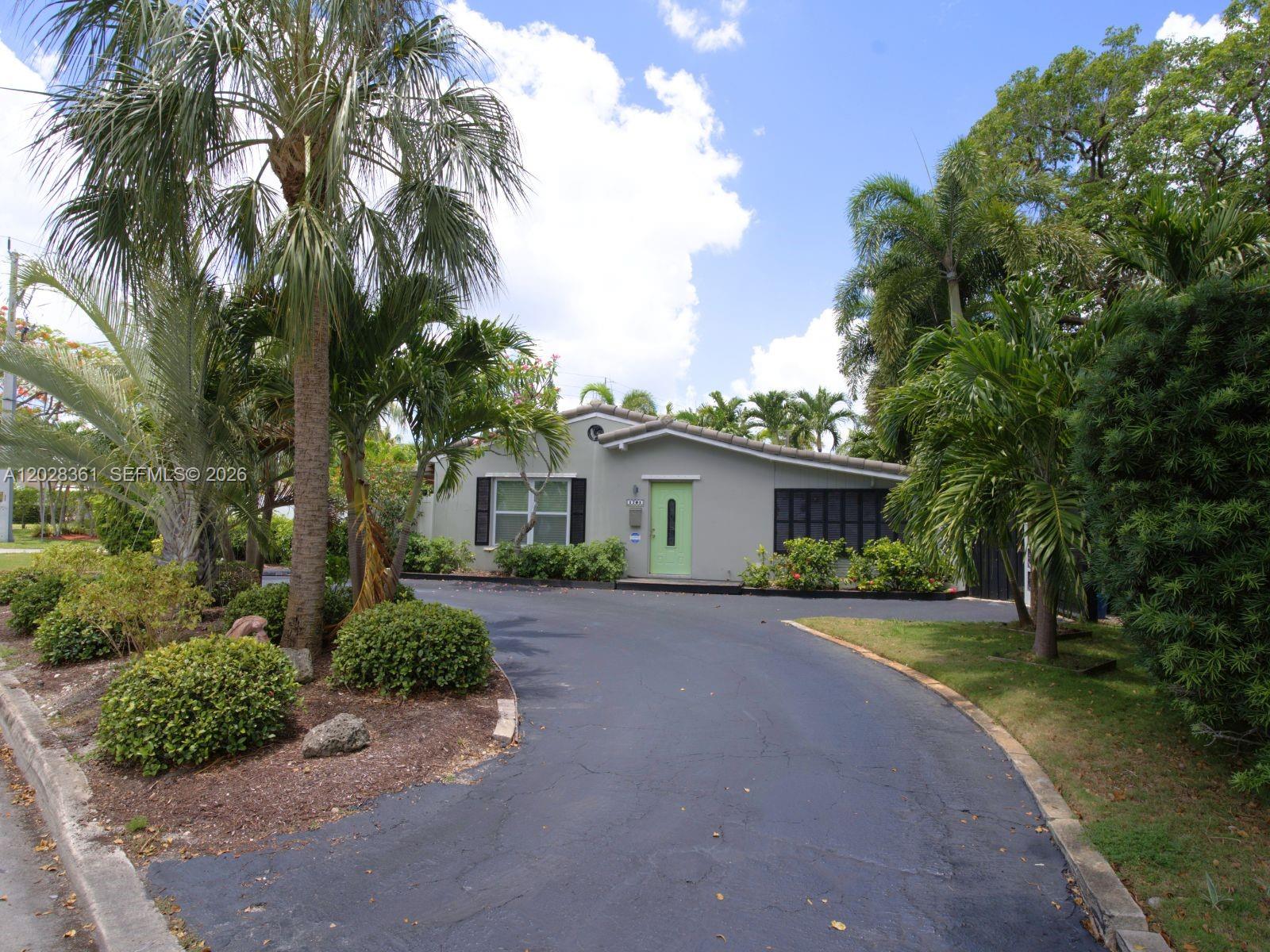 1701 NE 16th Avenue ., Fort Lauderdale, FL 33305, Fort Lauderdale