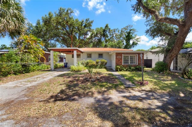370 NE 165th Street, sold in Fulford Highlands Second, Miami, FL