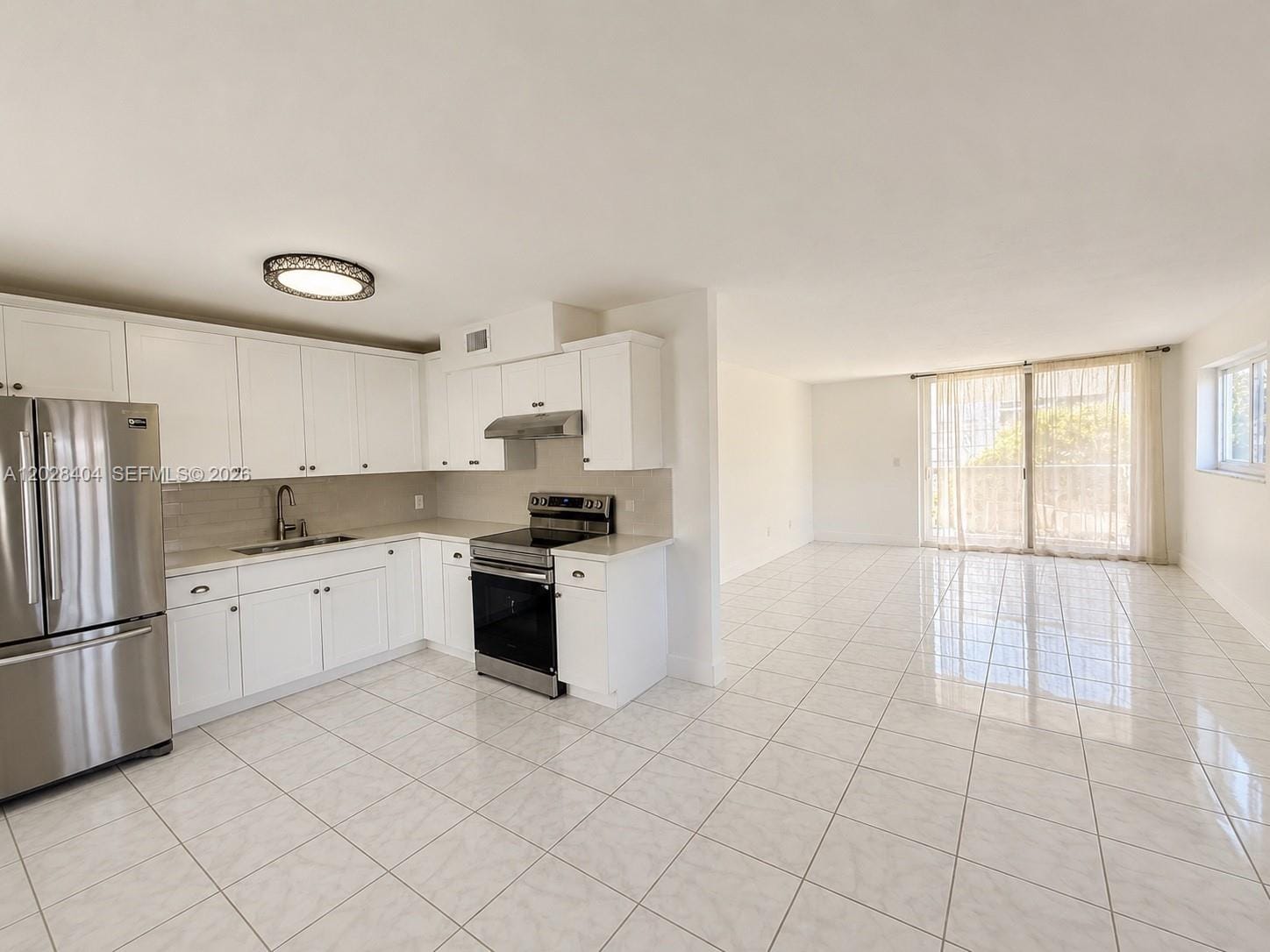 1400 Lincoln Road 301 — photo 4