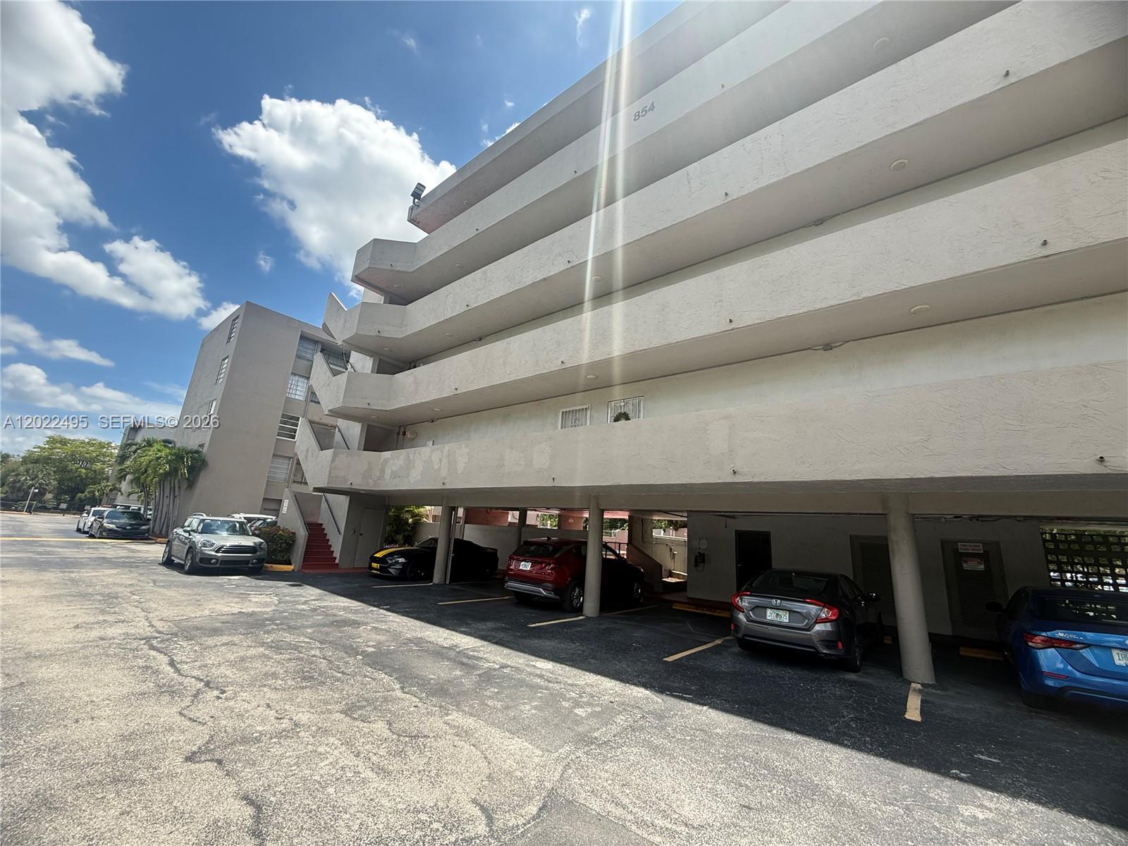 854 NW 87th Avenue 209, Miami, FL 33172