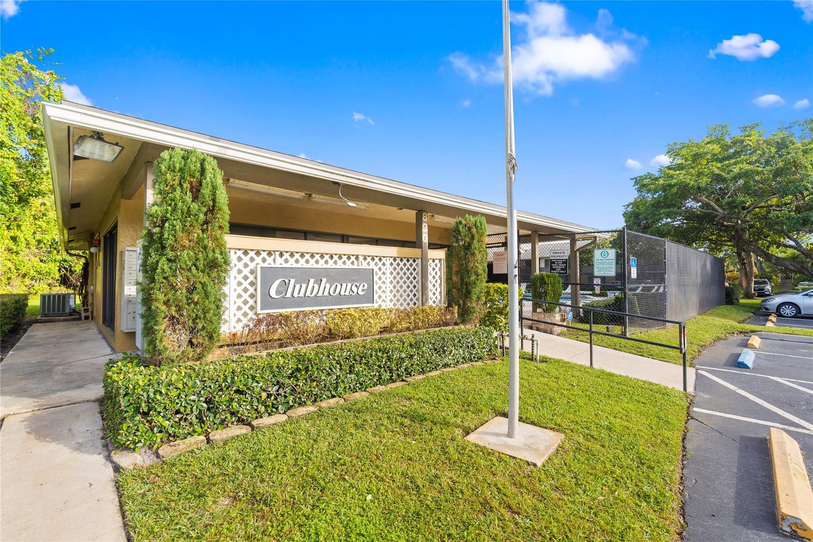 567 Trace Circle 104, Deerfield Beach, FL 33441 photo 17