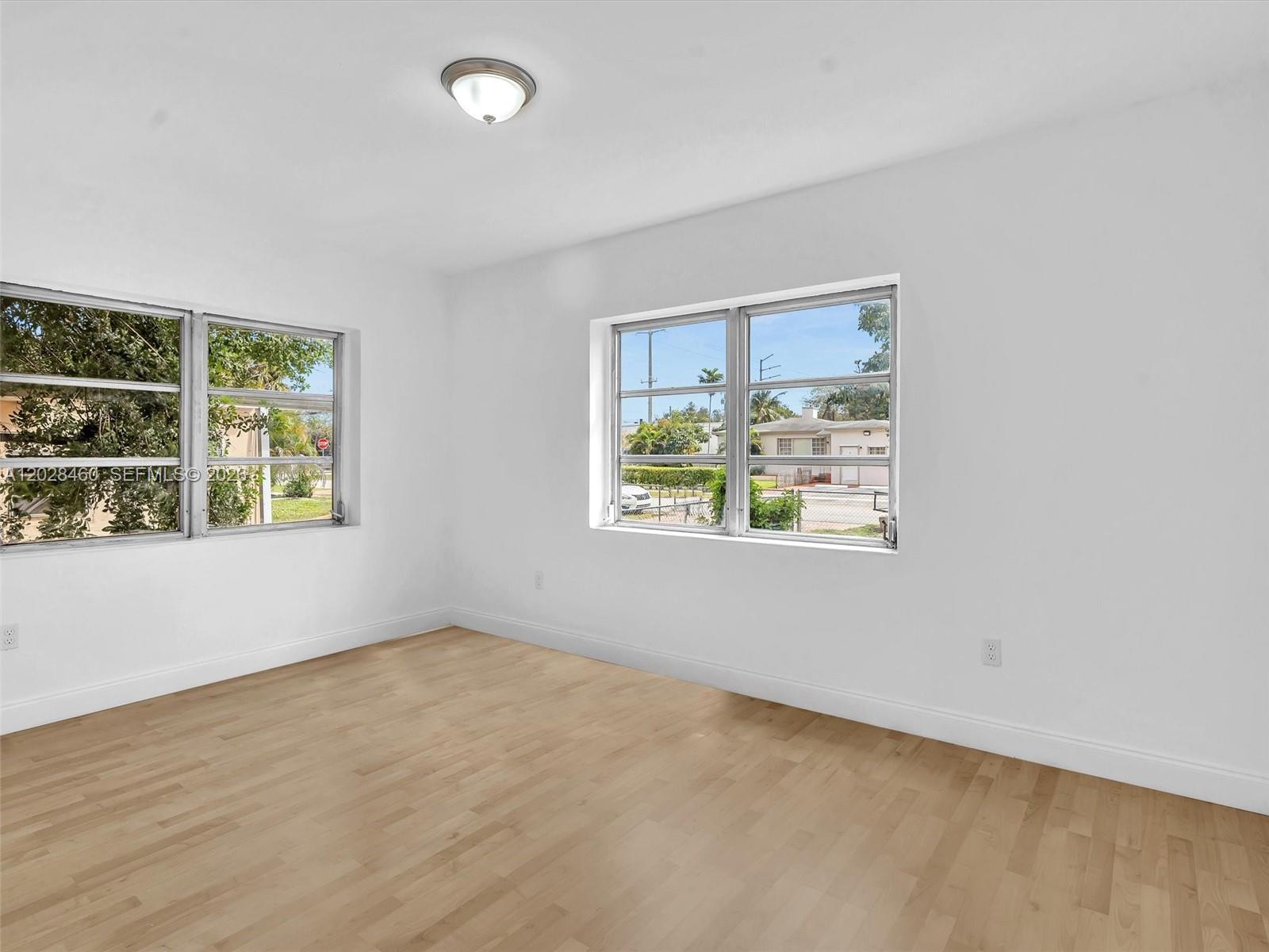 1365 NE 130th Street — photo 7