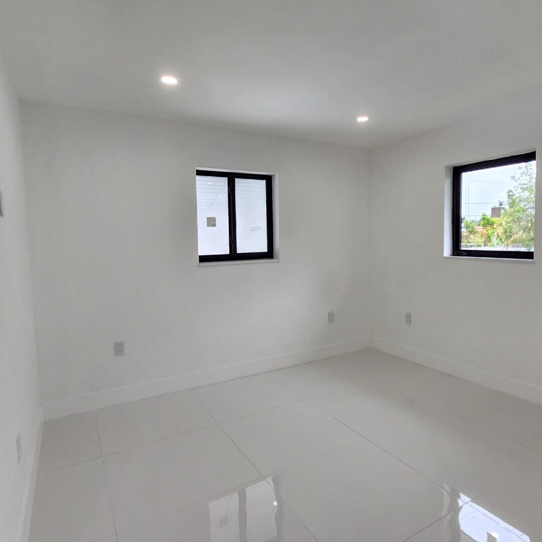 1275 NE 200th Terrace, Miami, FL 33179 photo 24