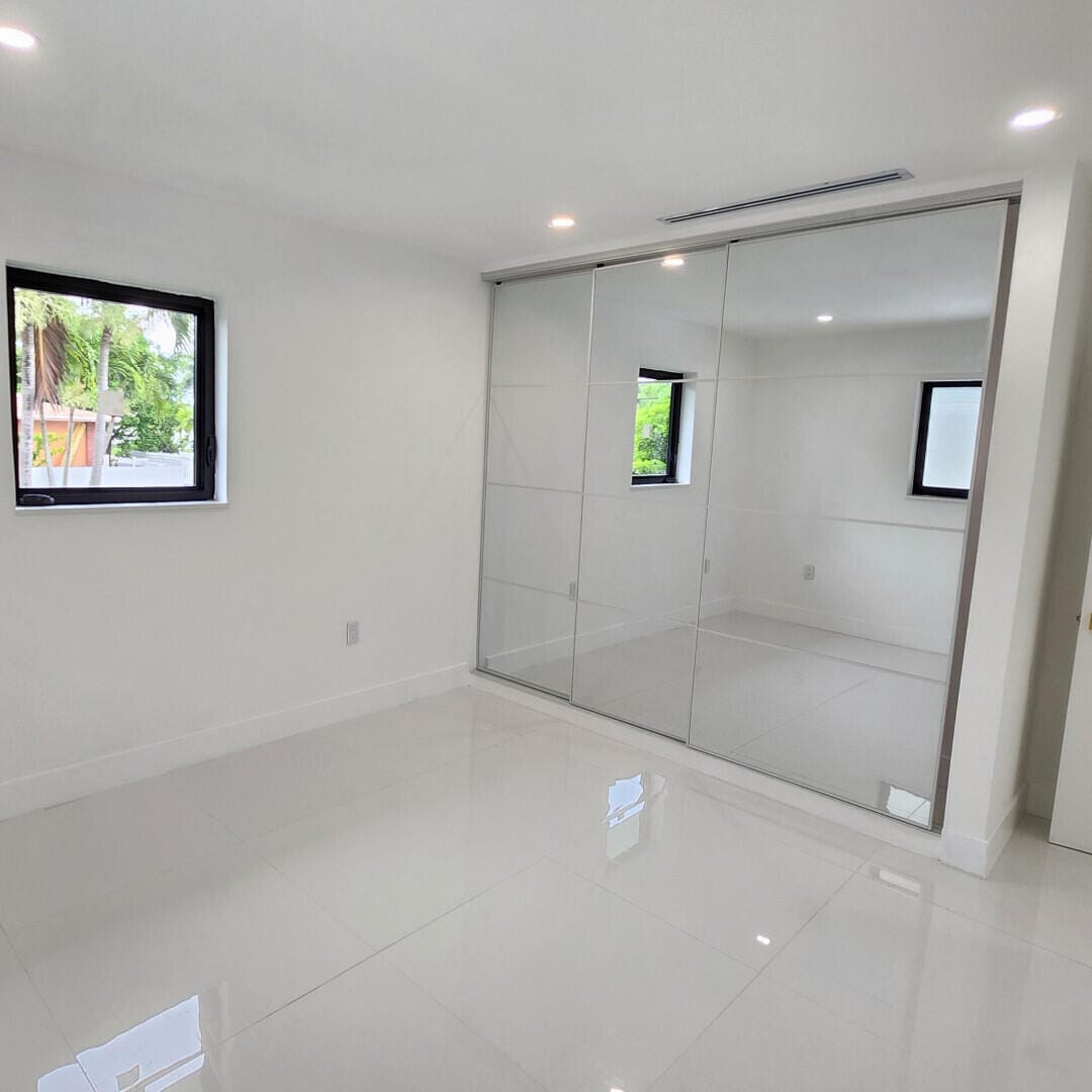 1275 NE 200th Terrace, Miami, FL 33179 photo 25