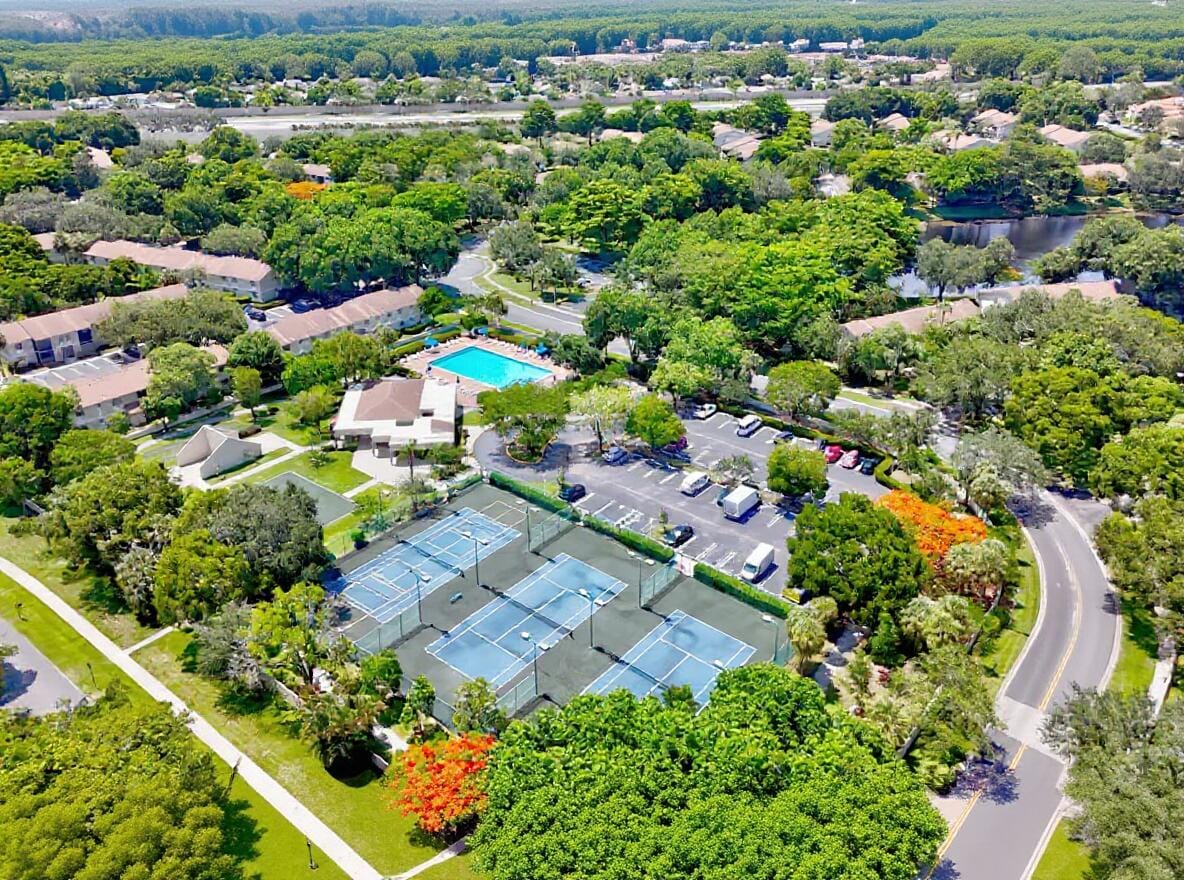 507 Gardens Drive 203, Pompano Beach, FL 33069 photo 4