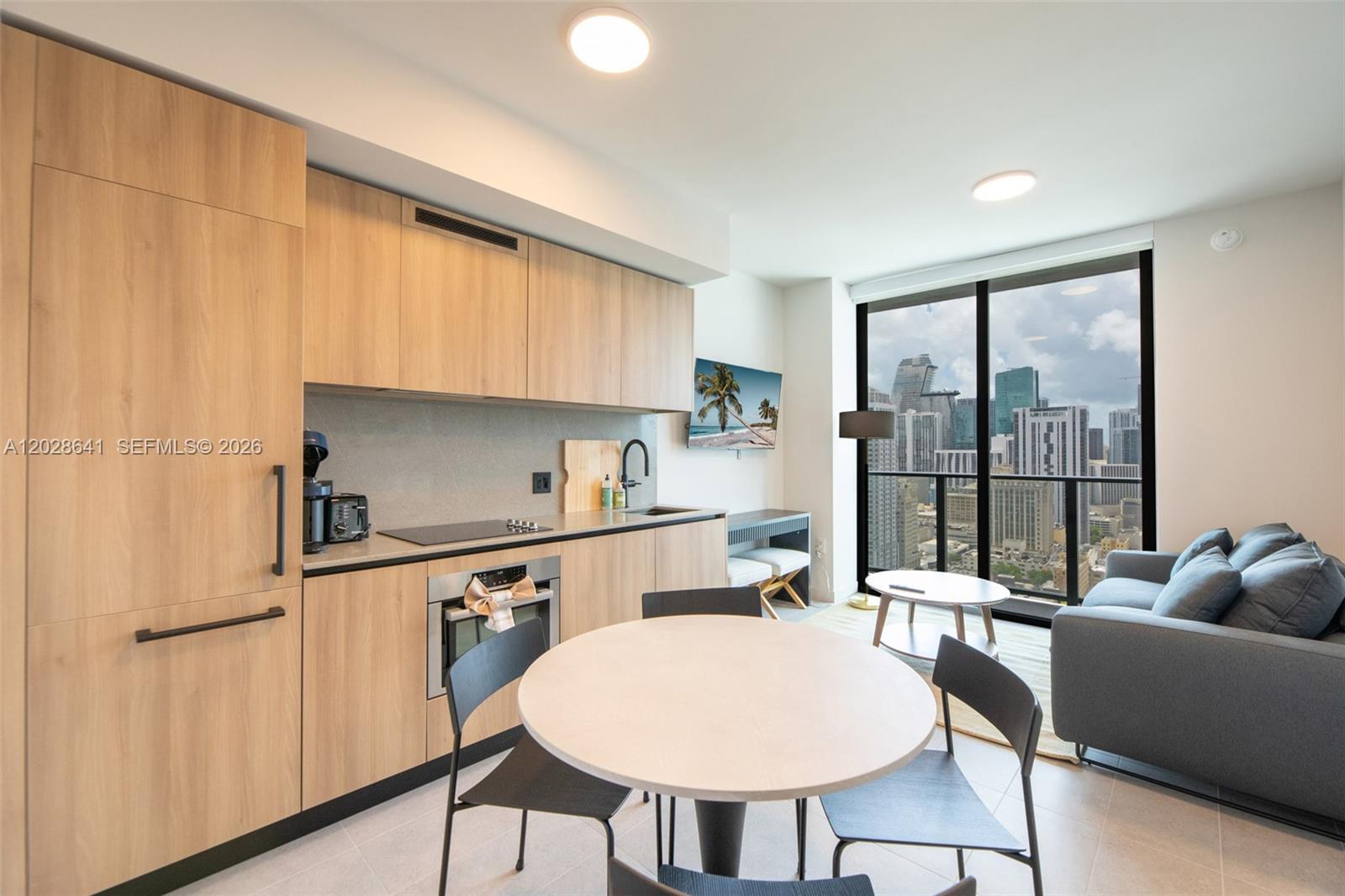 121 NE 5th Street 3103, Miami, FL 33132, Miami