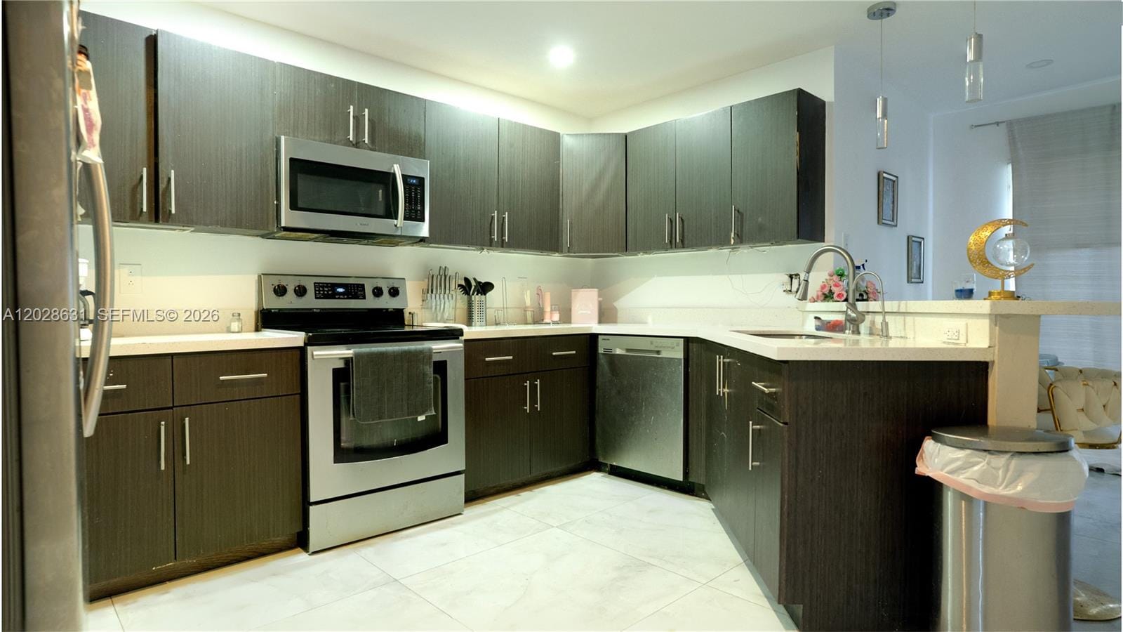 18499 NW 52nd Path, Miami Gardens, FL 33055 photo 11