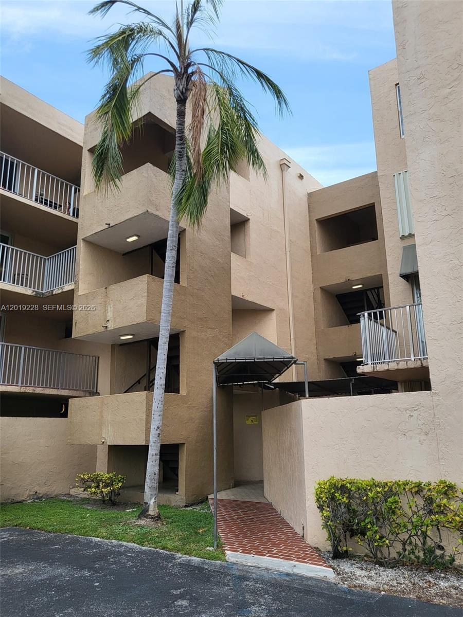 10801 SW 109th Court D305, Miami, FL 33176, Miami
