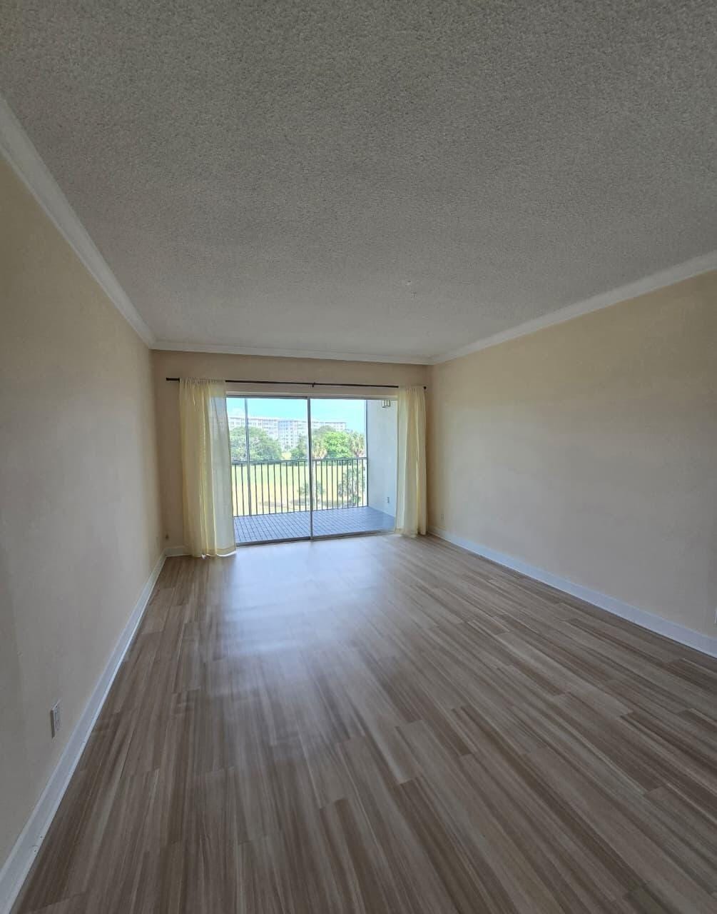 2900 N Palm Aire Drive N 405 — photo 2