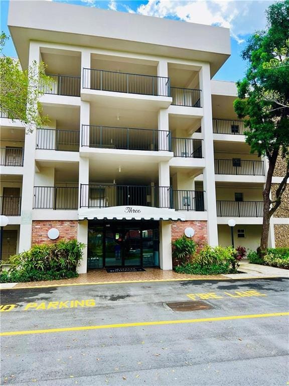 2900 N Palm Aire Drive N 405 — photo 11