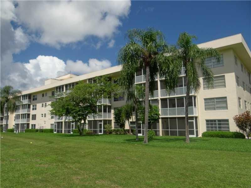 2900 N Palm Aire Drive N 405 — photo 12