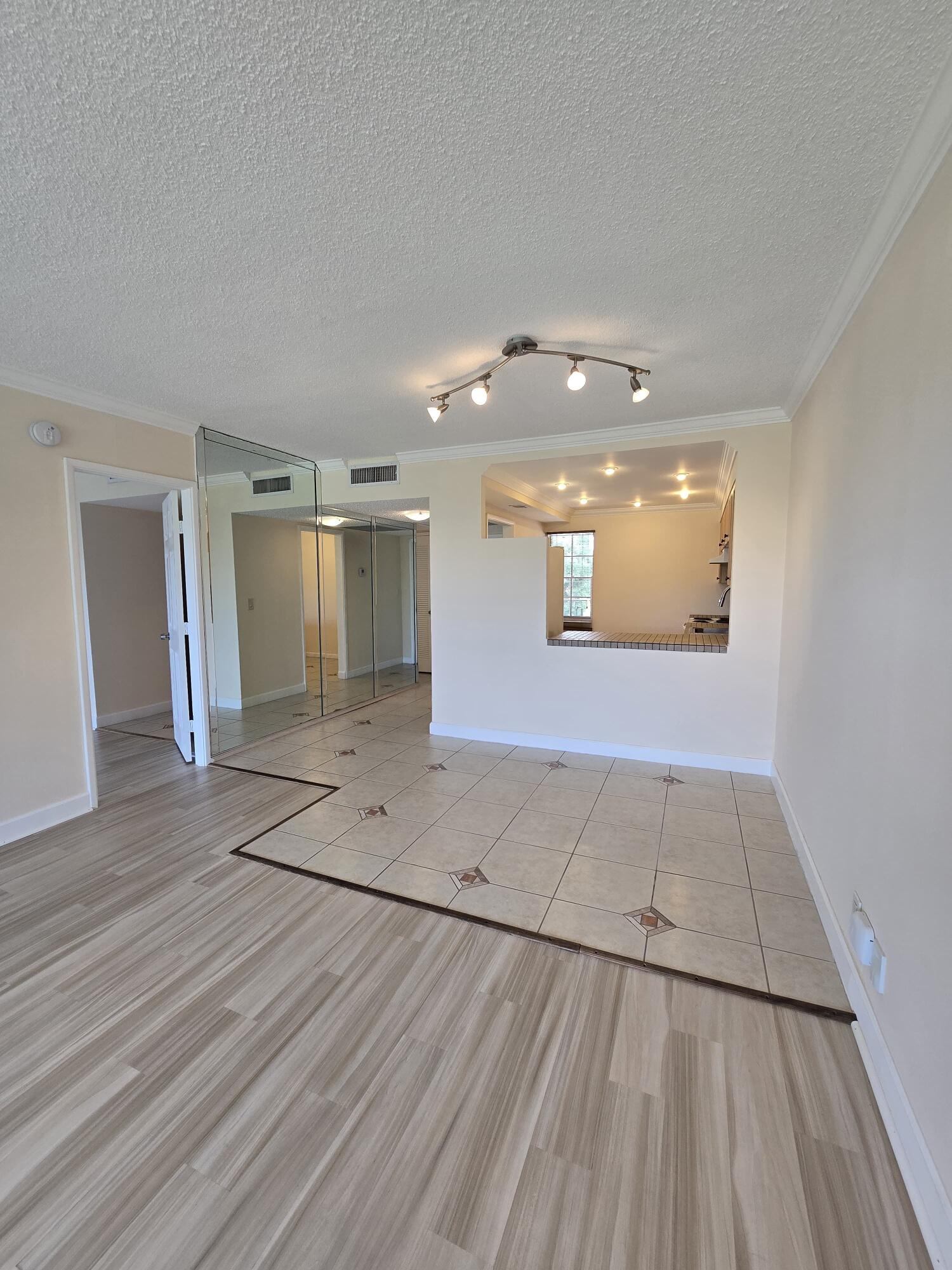 2900 N Palm Aire Drive N 405, Pompano Beach, FL 33069, Pompano Beach