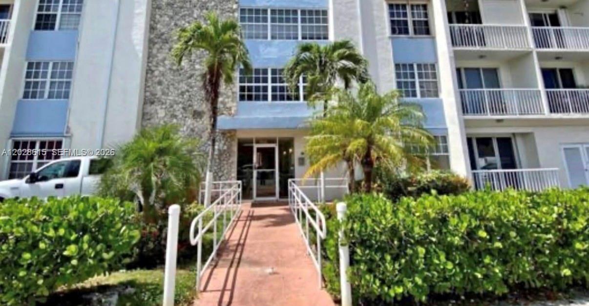 3551 SW 9th Terrace 409, Miami, FL 33135, Miami
