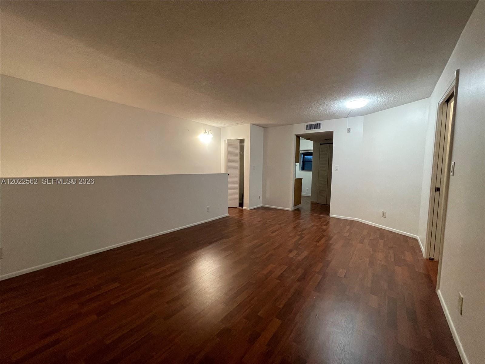 303 Gardens Drive 206 — photo 3