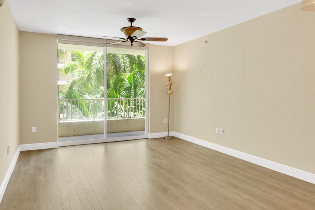 700 E Boynton Beach Boulevard 407 — photo 2