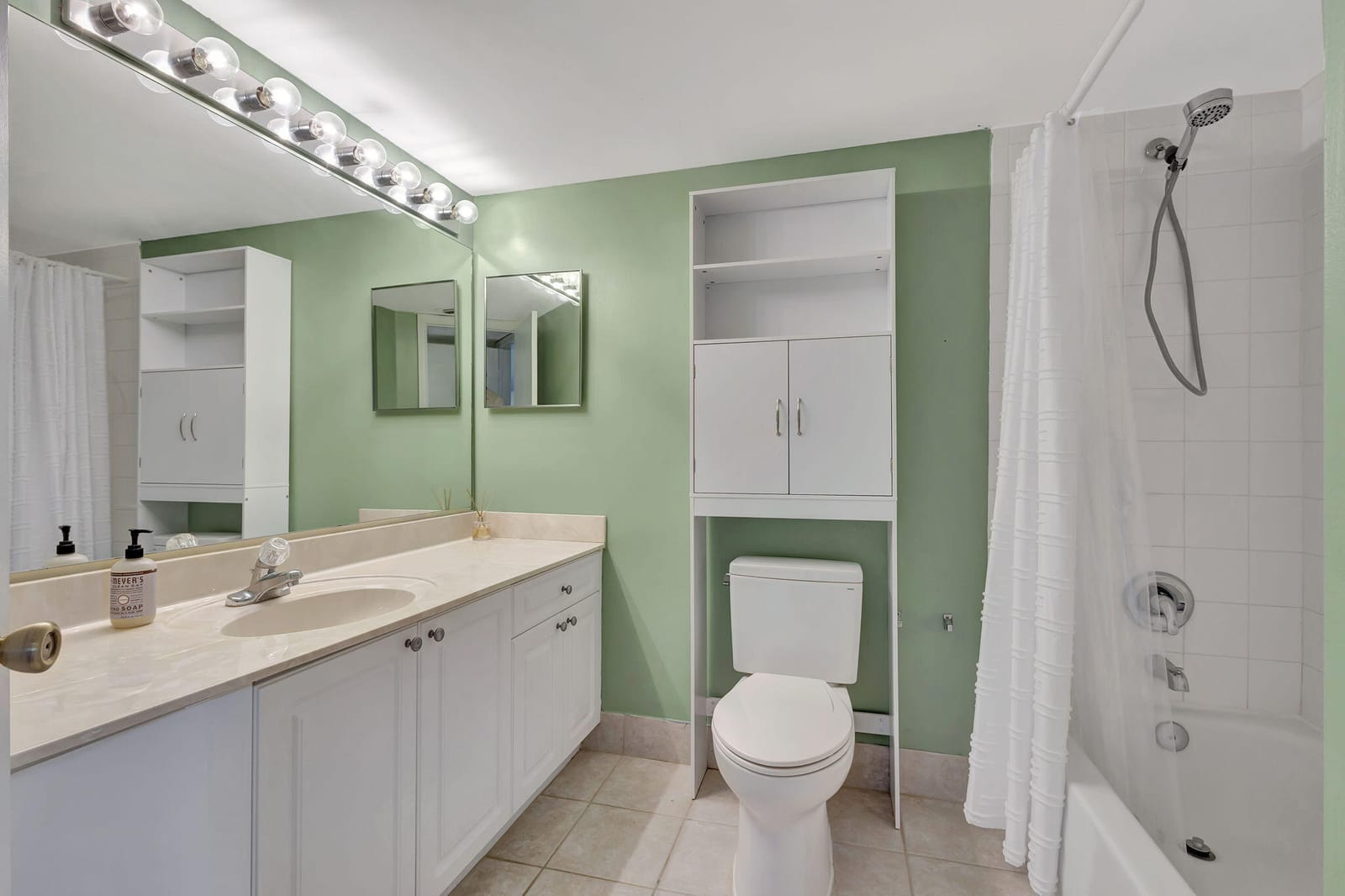 600 N Crestwood Ct Court N 609, Royal Palm Beach, FL 33411 photo 22