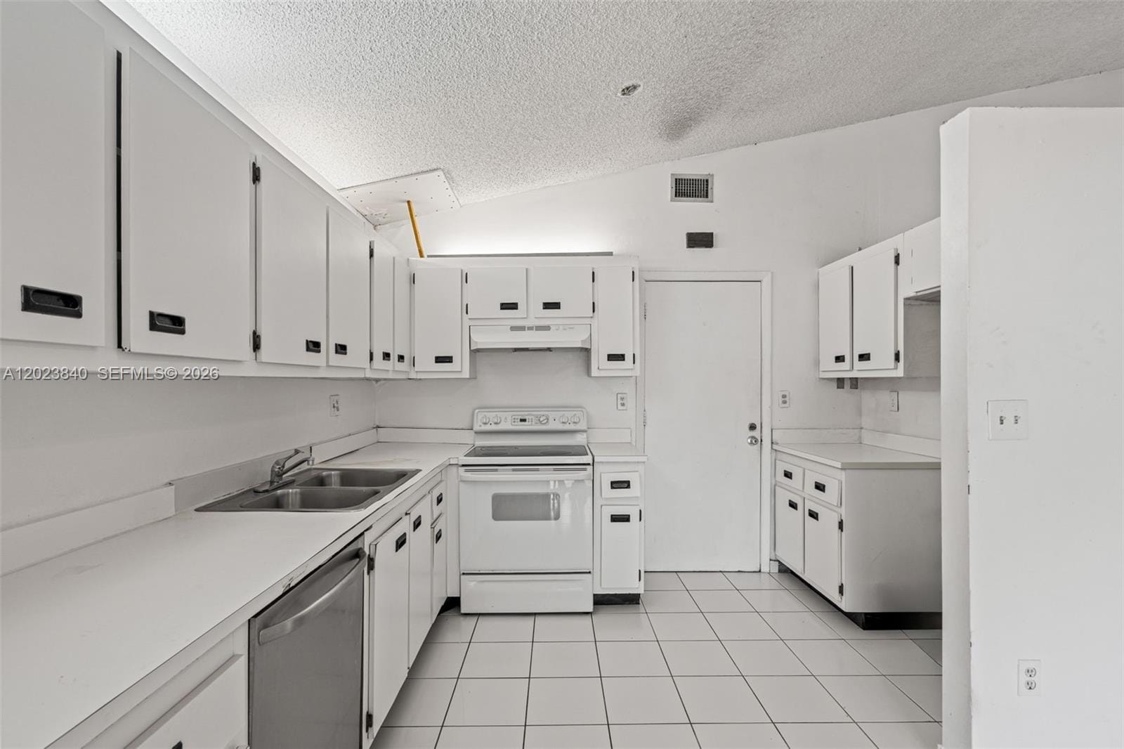 15332 SW 57th Street, Miami, FL 33193 photo 19