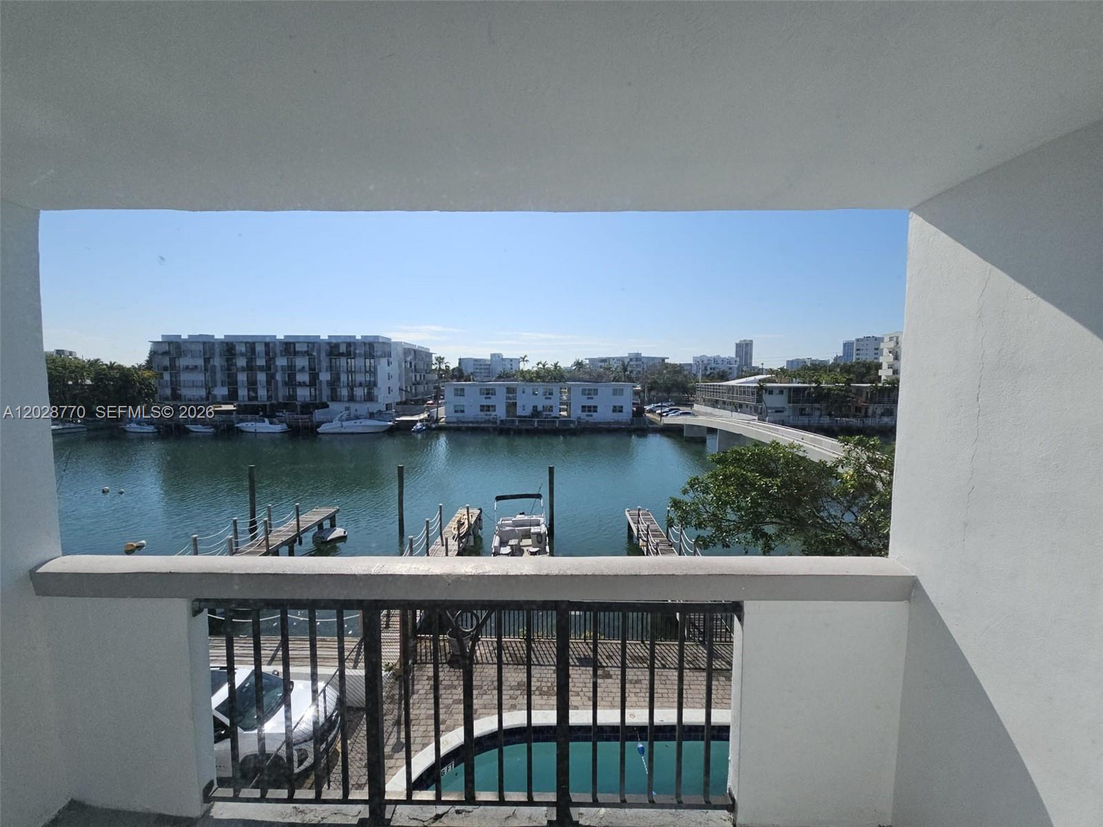8101 Crespi Blvd 304 304, Miami Beach, FL 33141, Miami Beach