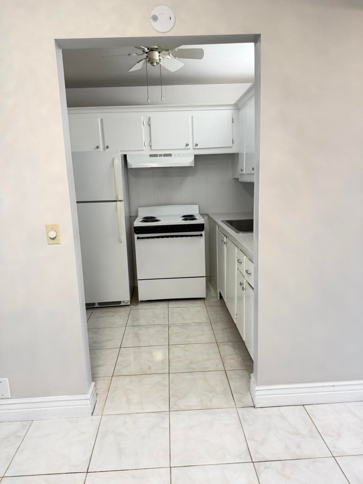 179 Windsor H, West Palm Beach, FL 33417 photo 14