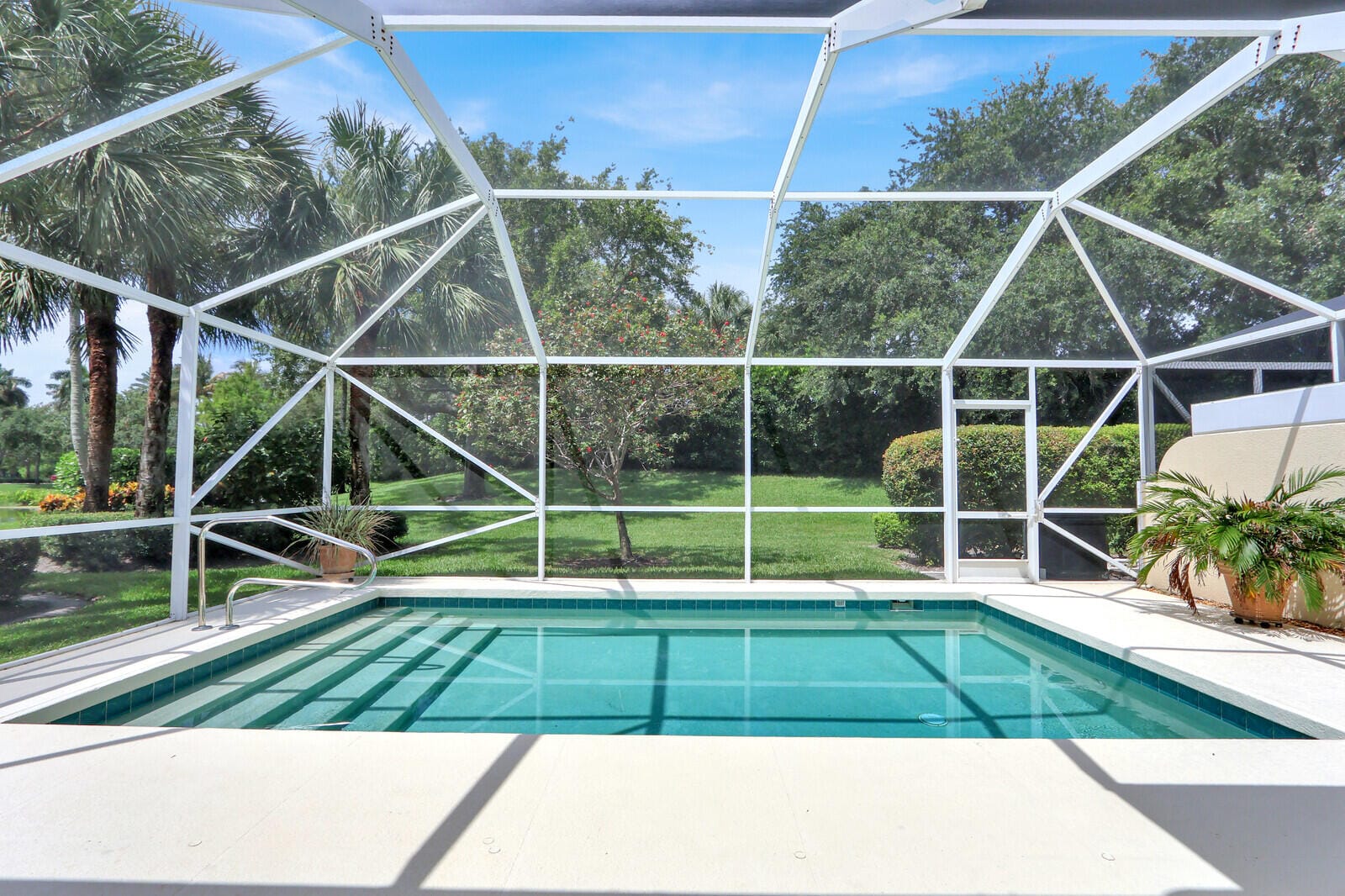 129 Euphrates Circle, Palm Beach Gardens, FL 33410 photo 27