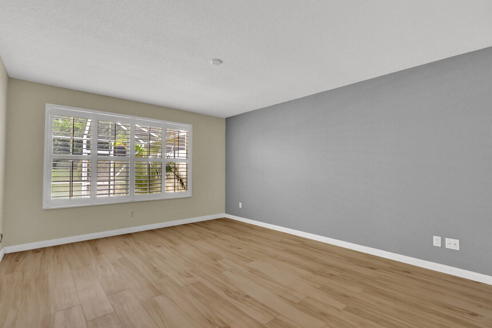 129 Euphrates Circle, Palm Beach Gardens, FL 33410 photo 10
