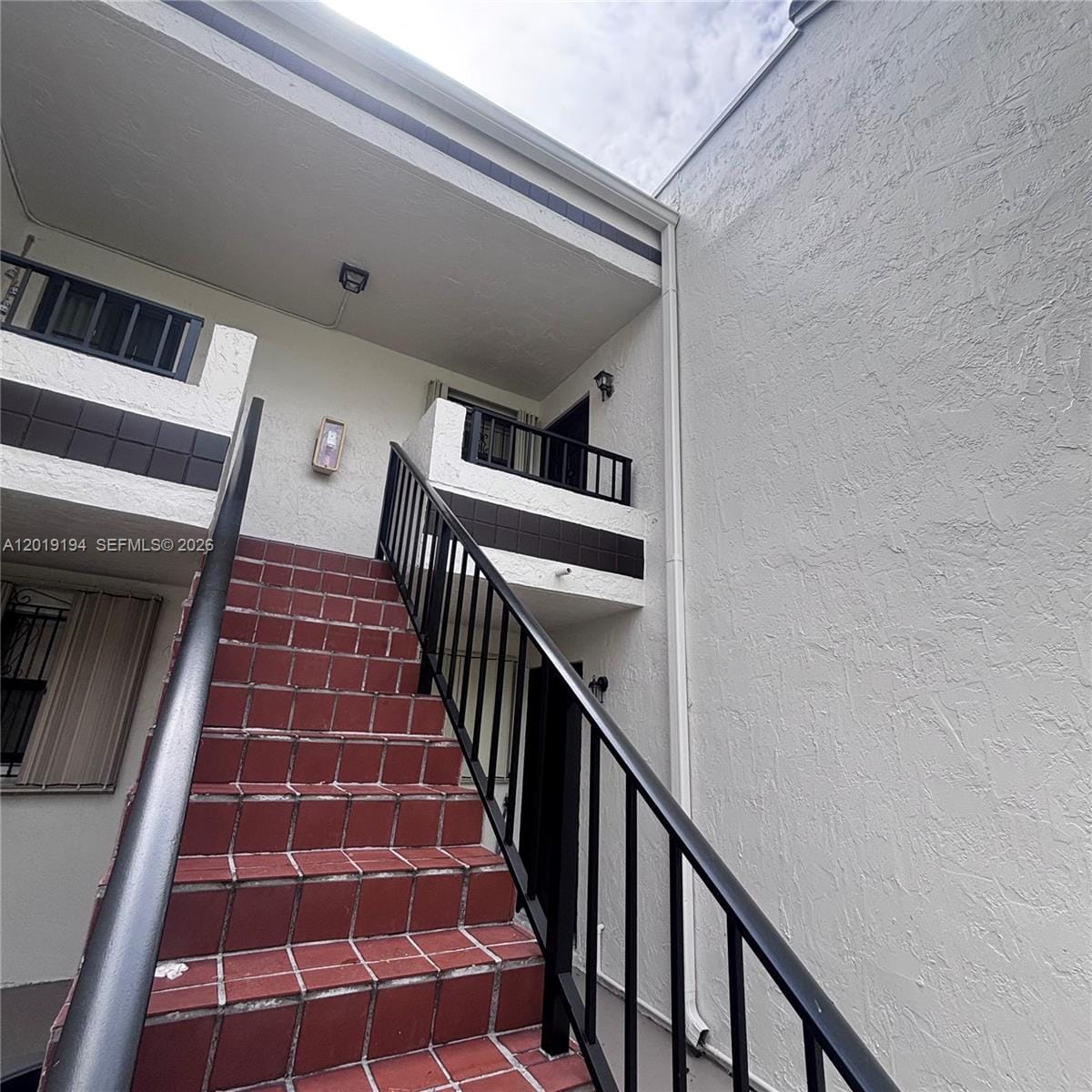 10857 NW 7th Street 23-17 — photo 1