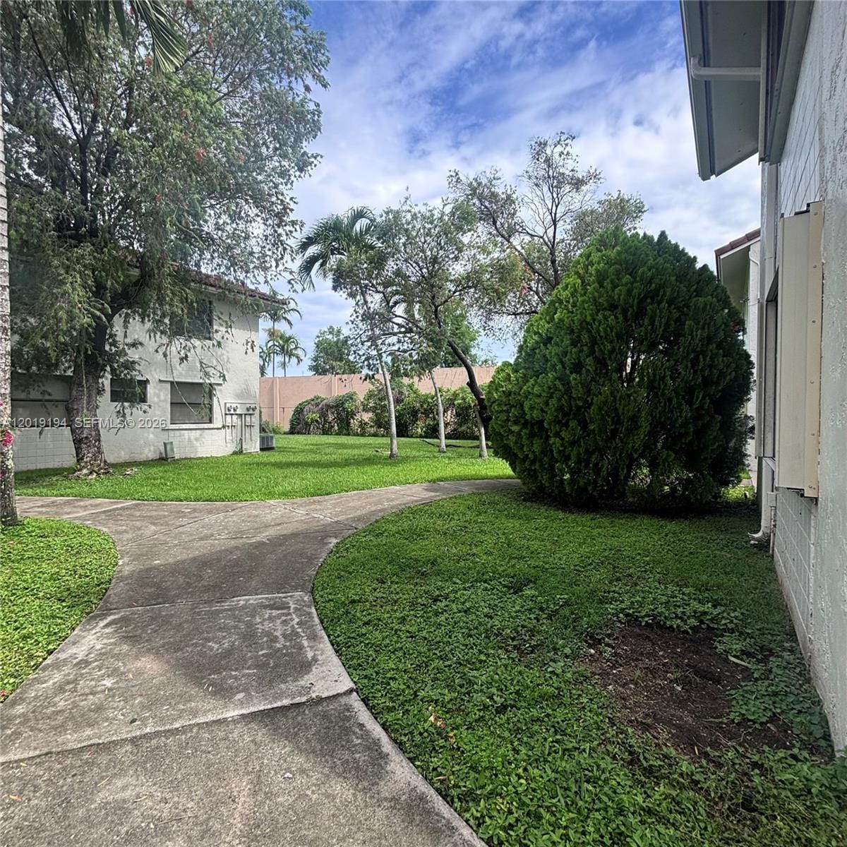 10857 NW 7th Street 23-17 — photo 4