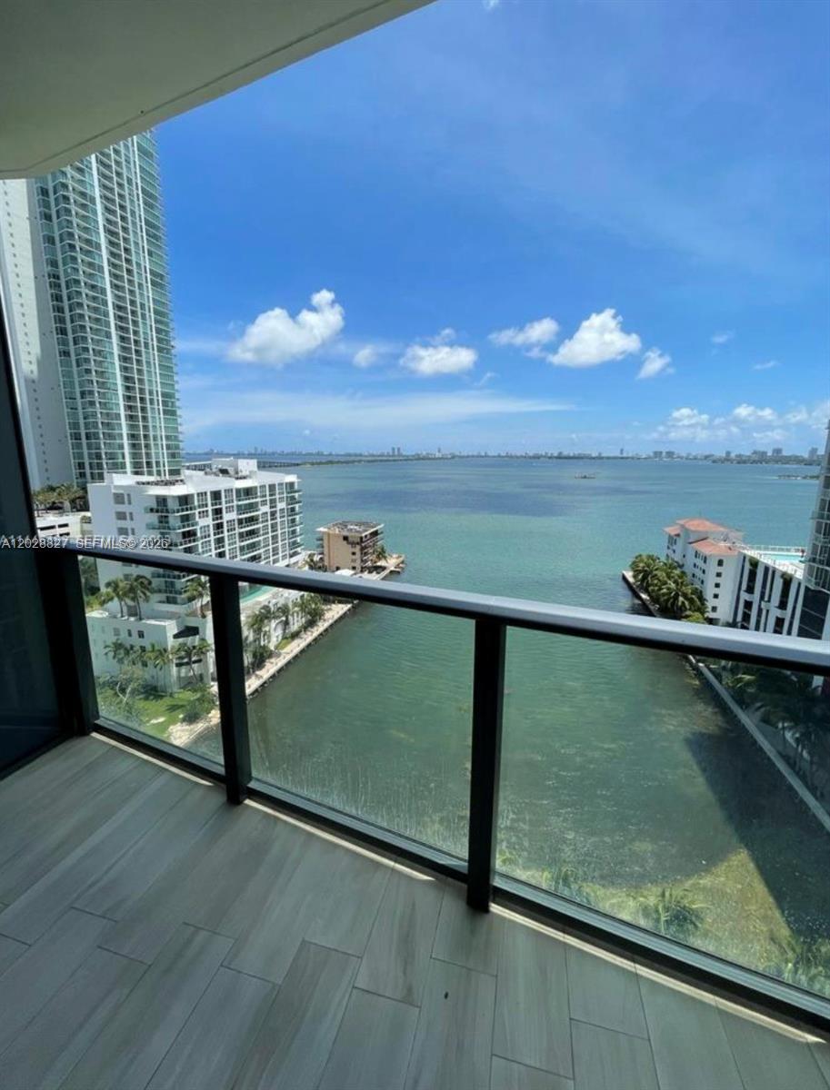 460 NE 28th Street 1406, Miami, FL 33137, Miami
