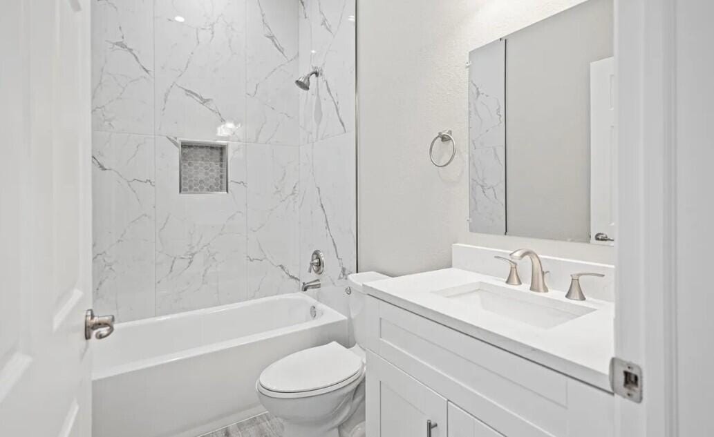 132 NW 11th Avenue — photo 5