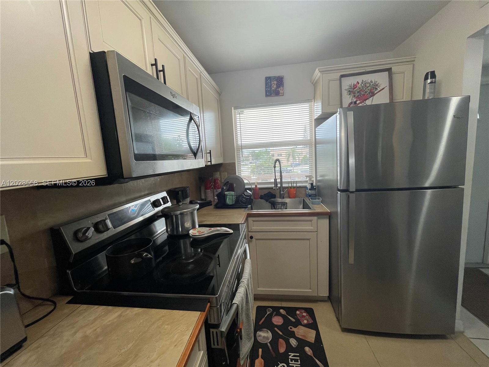 9281 Sunrise Lakes Boulevard 209, Sunrise, FL 33322, Sunrise