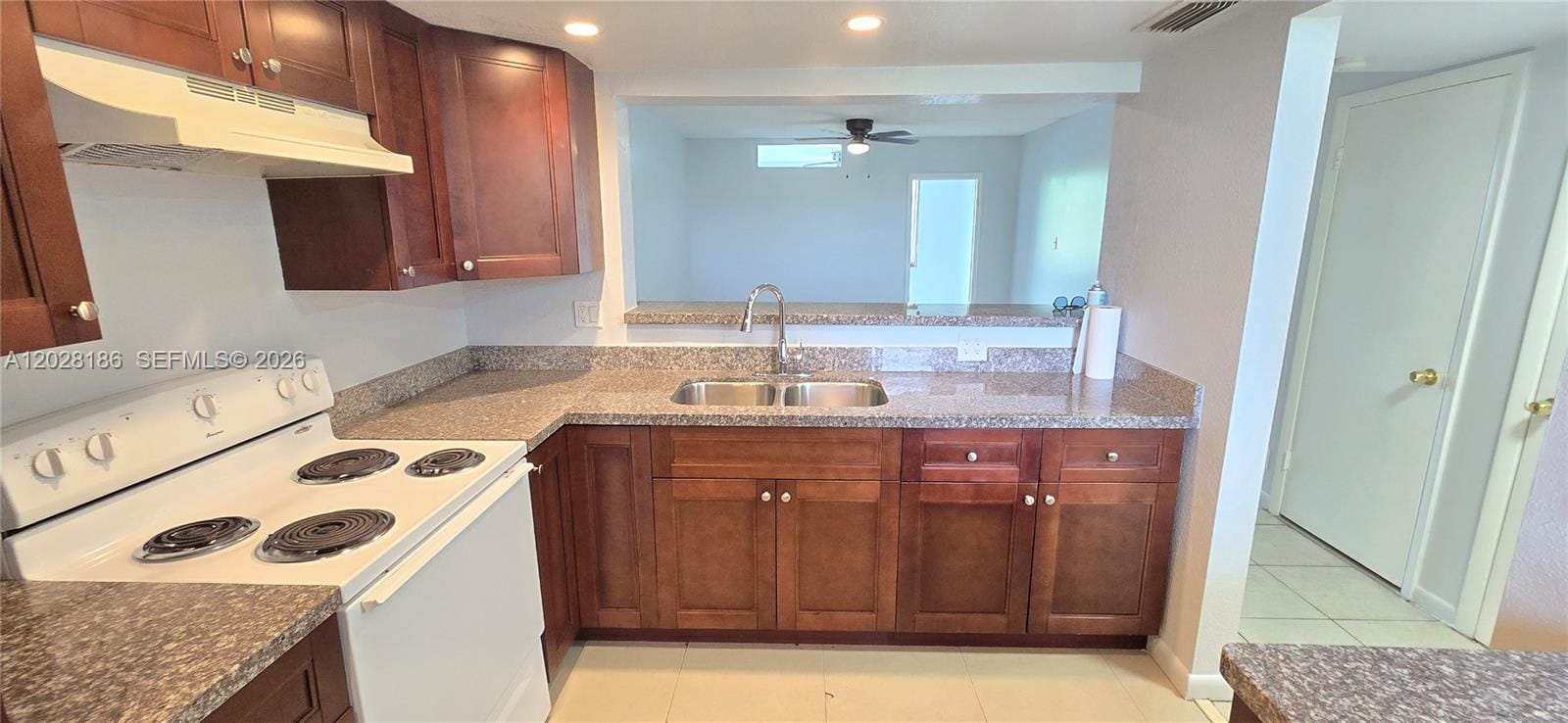 5335 NW 10th Court 307 — photo 2