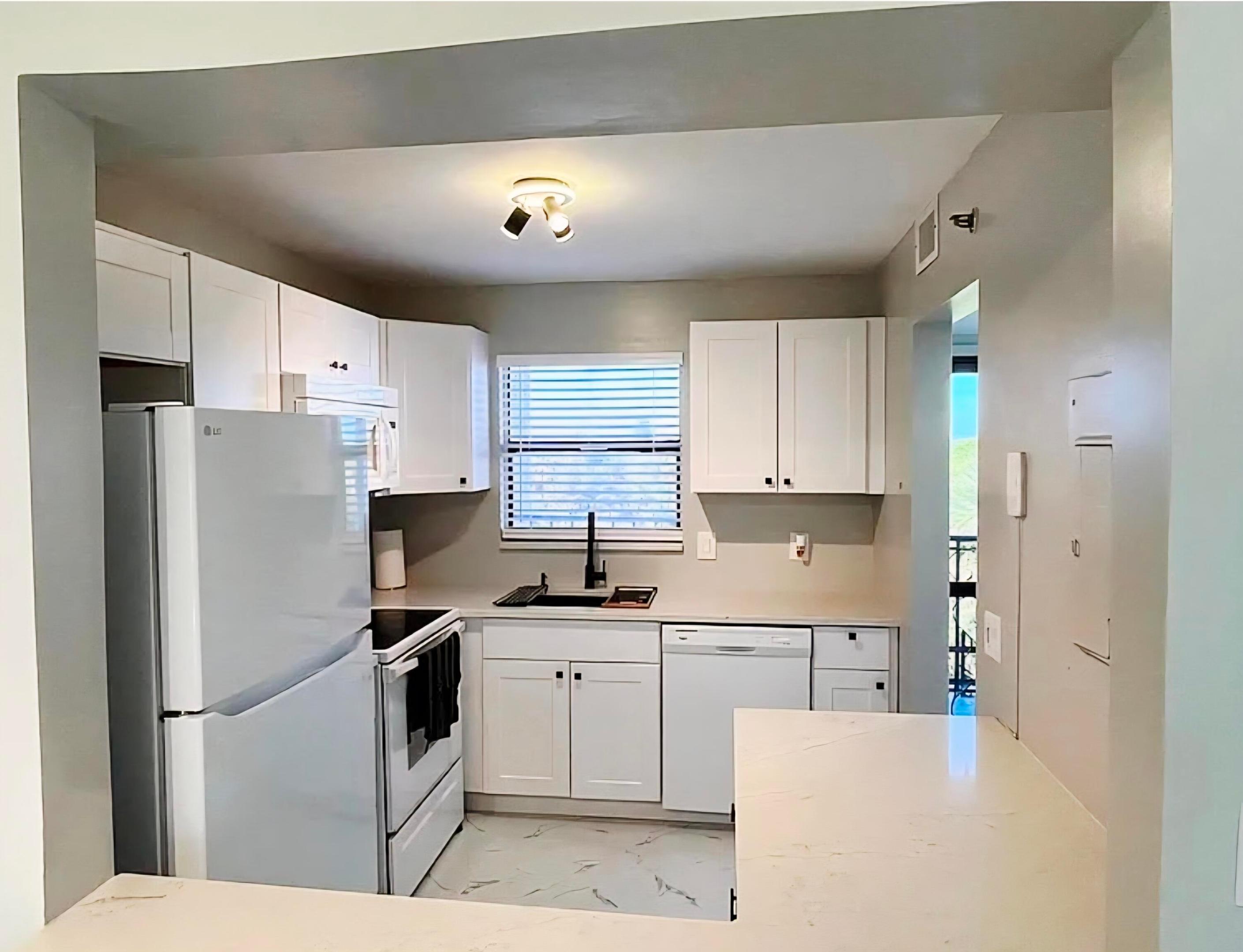 4640 W Lucerne Lakes Blvd Boulevard 505, Lake Worth, FL 33467, Lake Worth