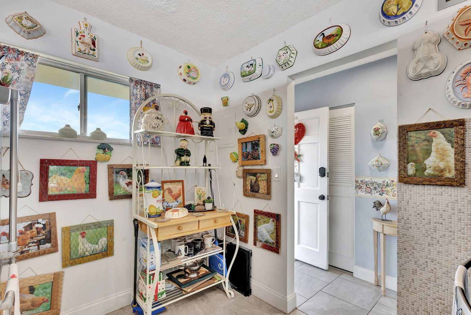 2812 Garden Drive S 308 — photo 5