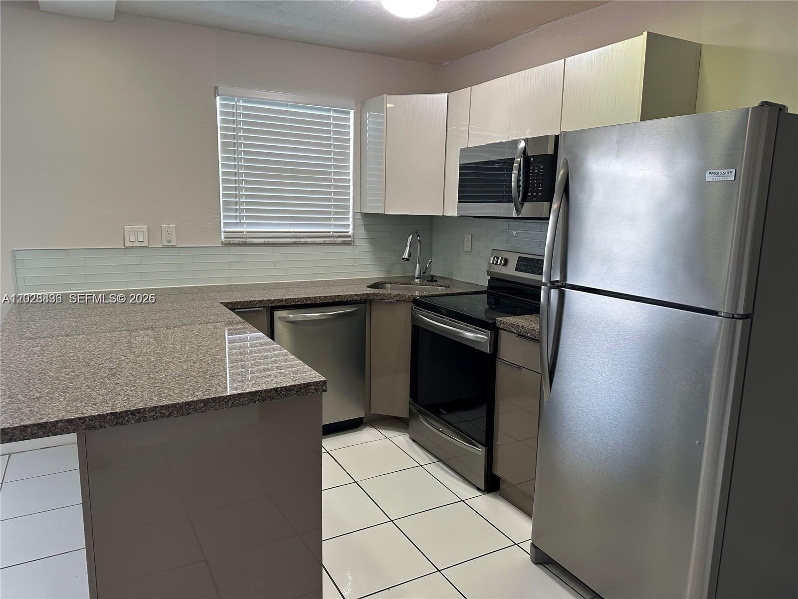 1975 NE 135th Street 3E, North Miami, FL 33181, North Miami