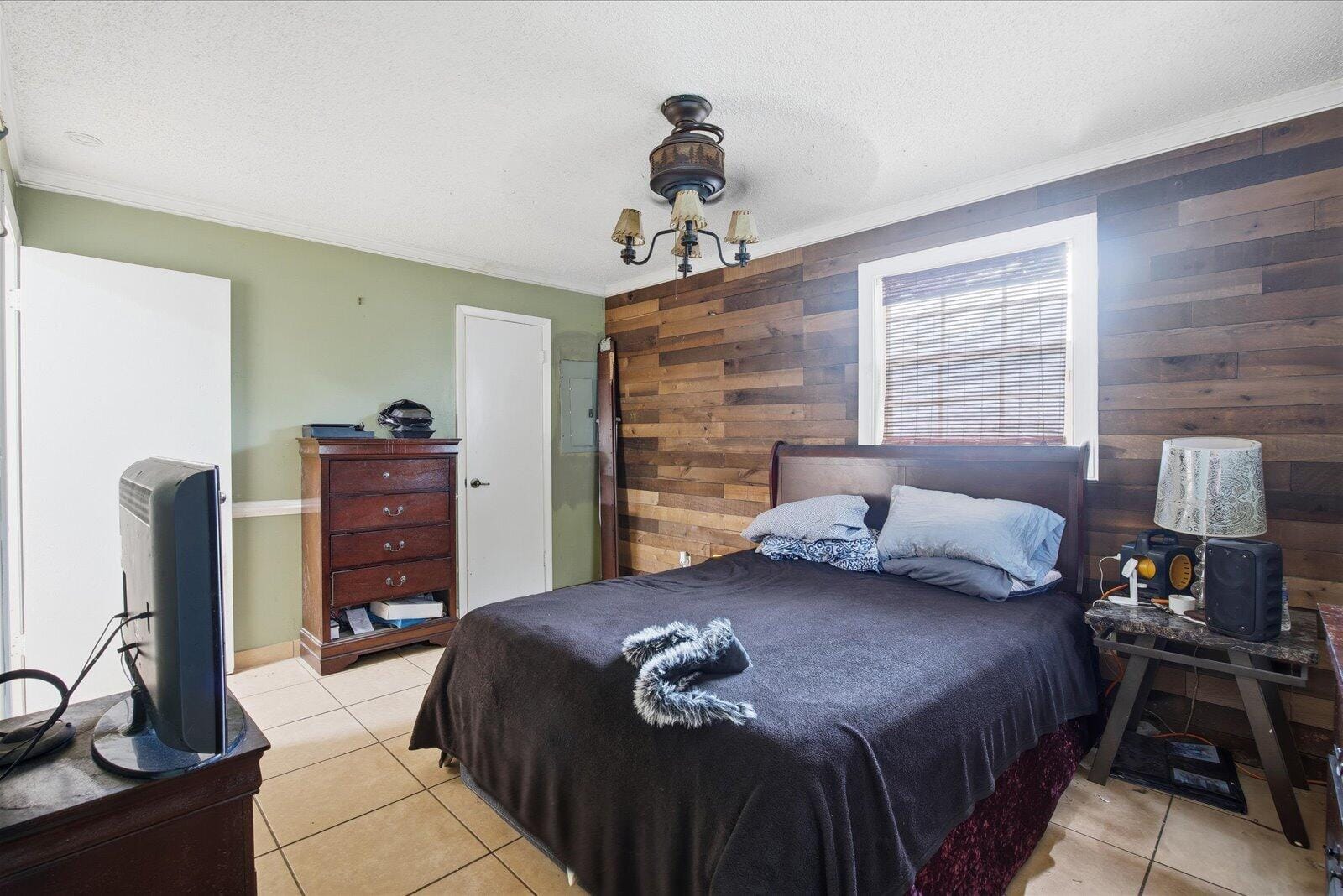 325 NW Dearman Street — photo 10