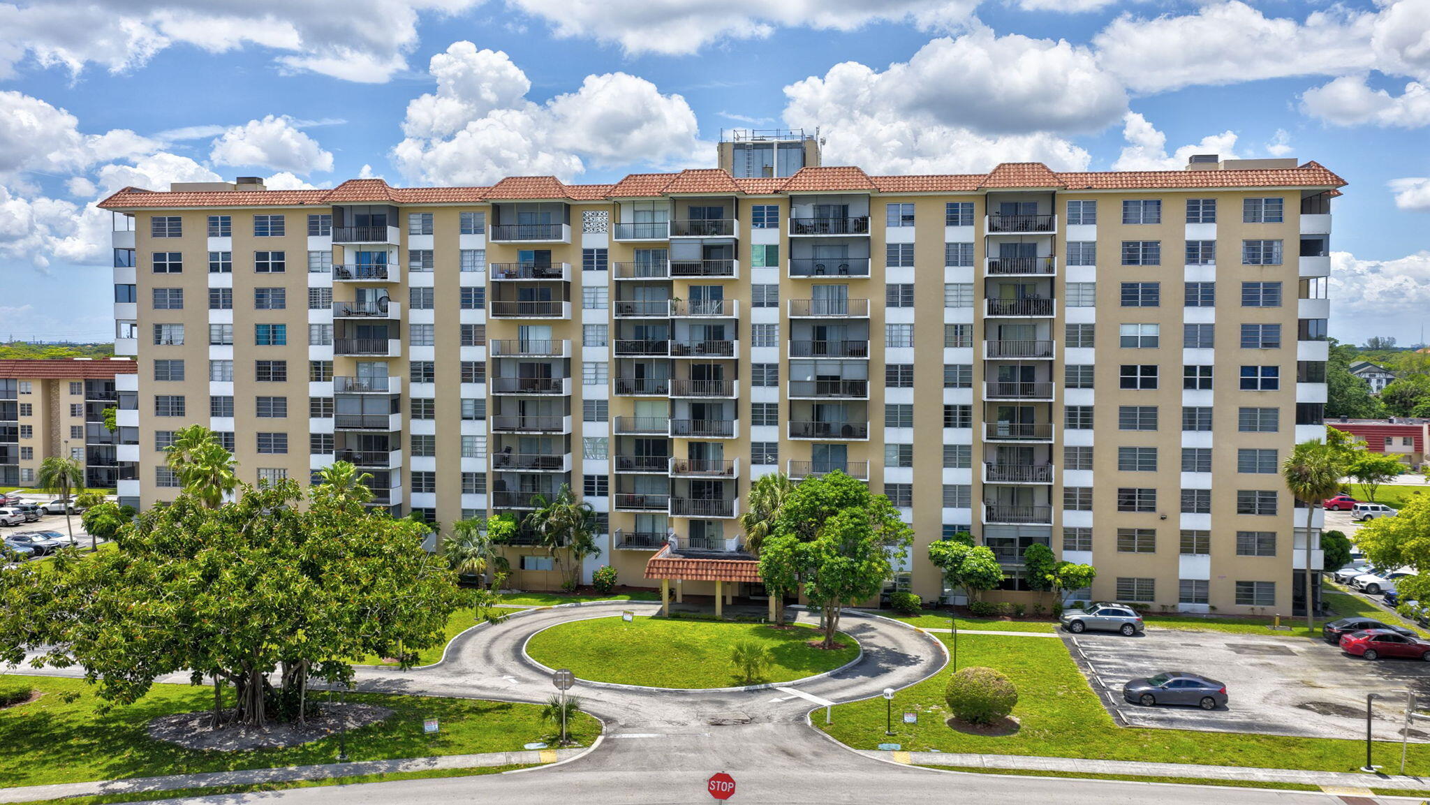 4174 Inverrary Drive 513, Lauderhill, FL 33319, Lauderhill