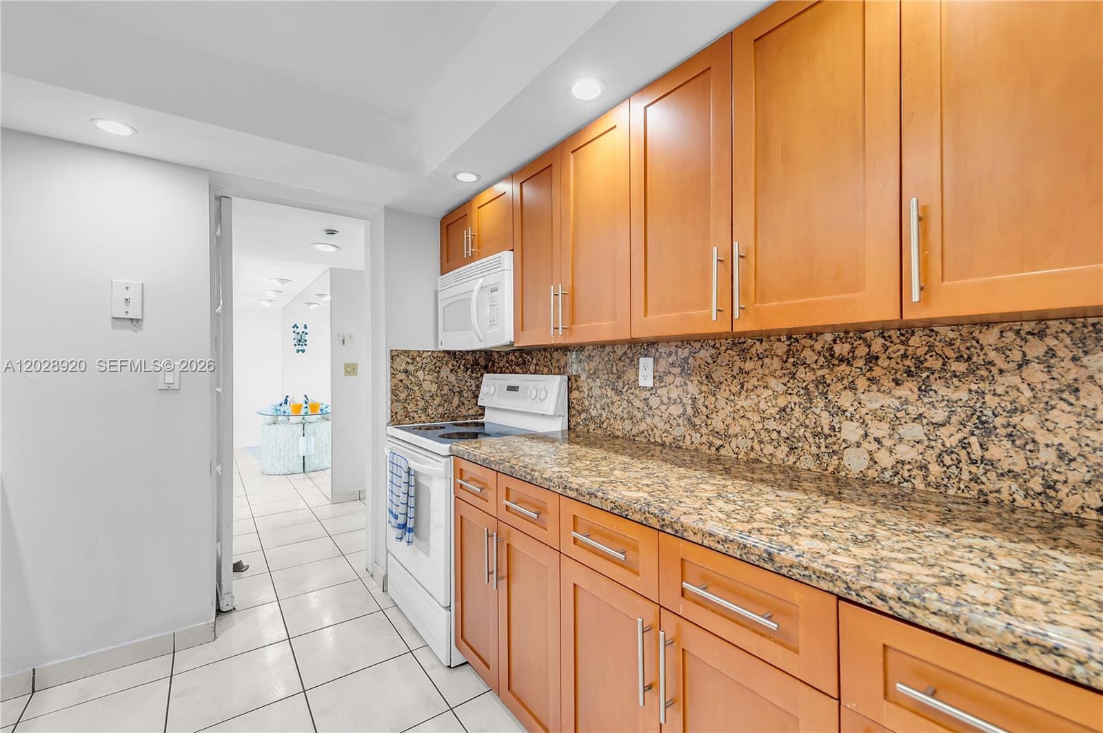 3200 Collins Avenue 12-8, Miami Beach, FL 33140 photo 15