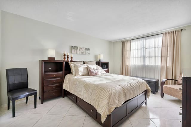 2900 NW 47th Terrace 304b, Lauderdale Oaks, Lauderdale Lakes, FL