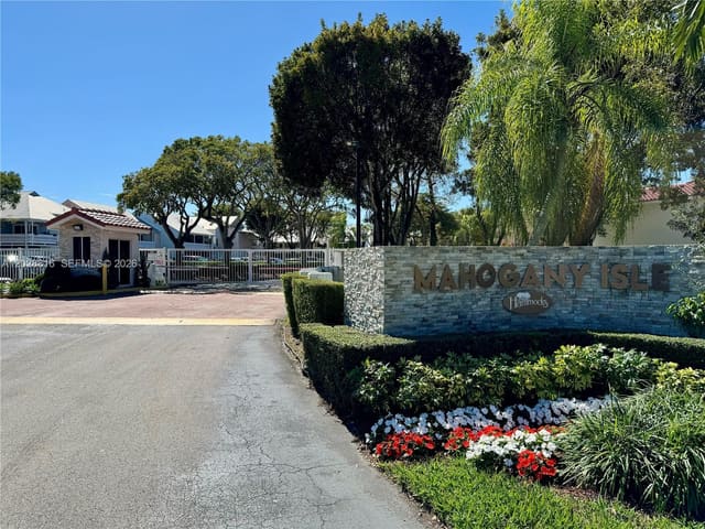 10441 Mahogany Key Circle 106, Miami, FL 33196