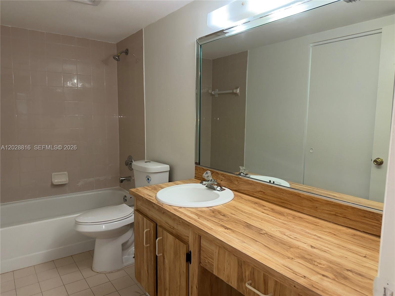 10441 Mahogany Key Circle 106, Miami, FL 33196 photo 14
