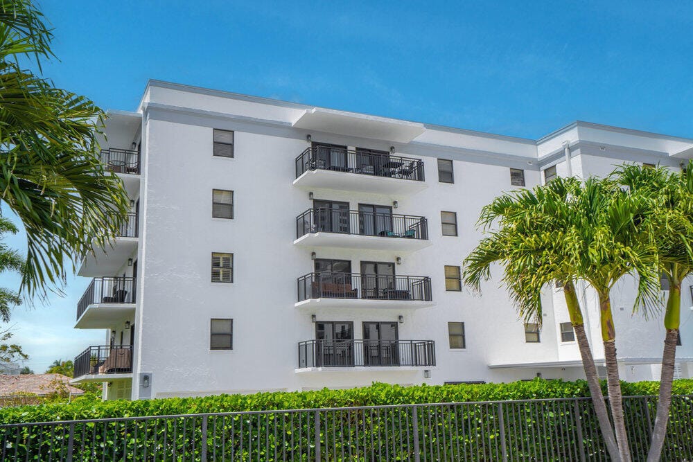 2679 S Ocean Boulevard 31 — photo 5