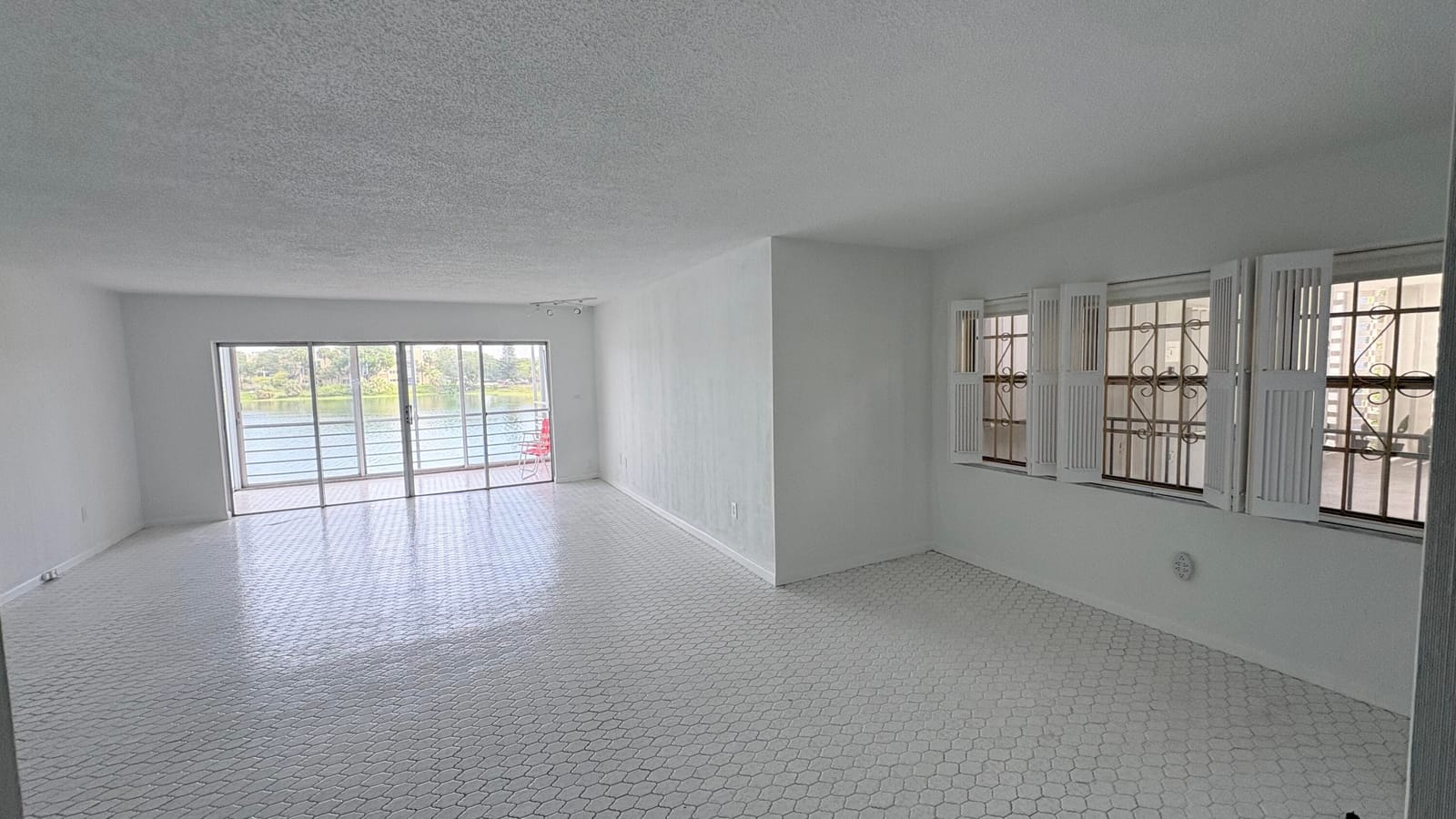 879 NE 195th Street 227, Miami, FL 33179 photo 18