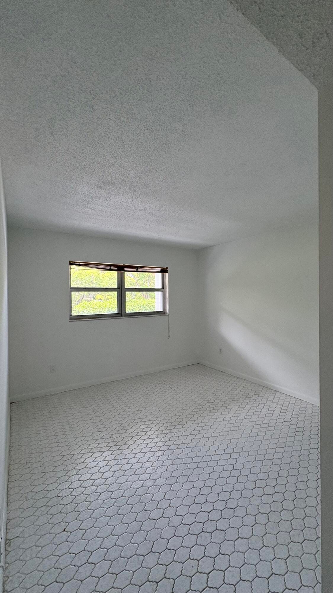 879 NE 195th Street 227, Miami, FL 33179 photo 19