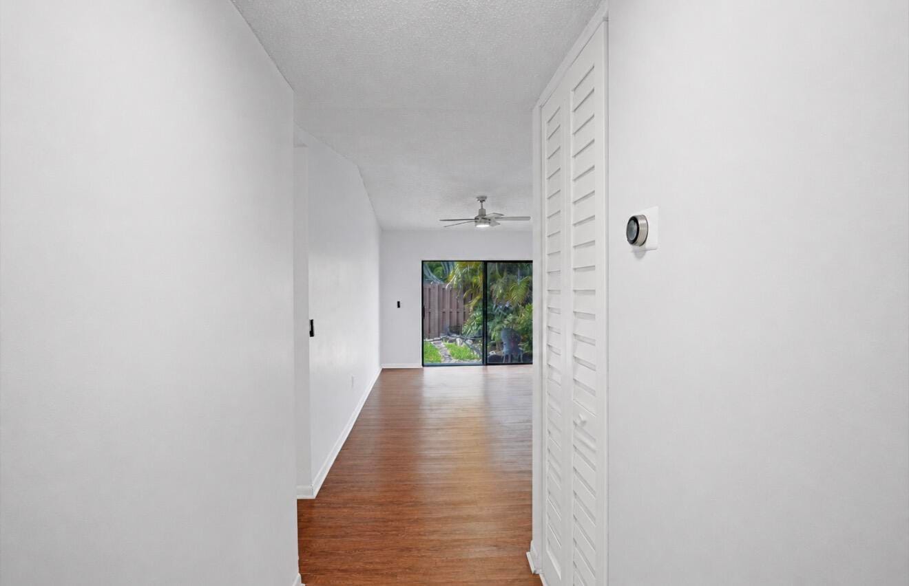 13934 SW 52nd Terrace — photo 3