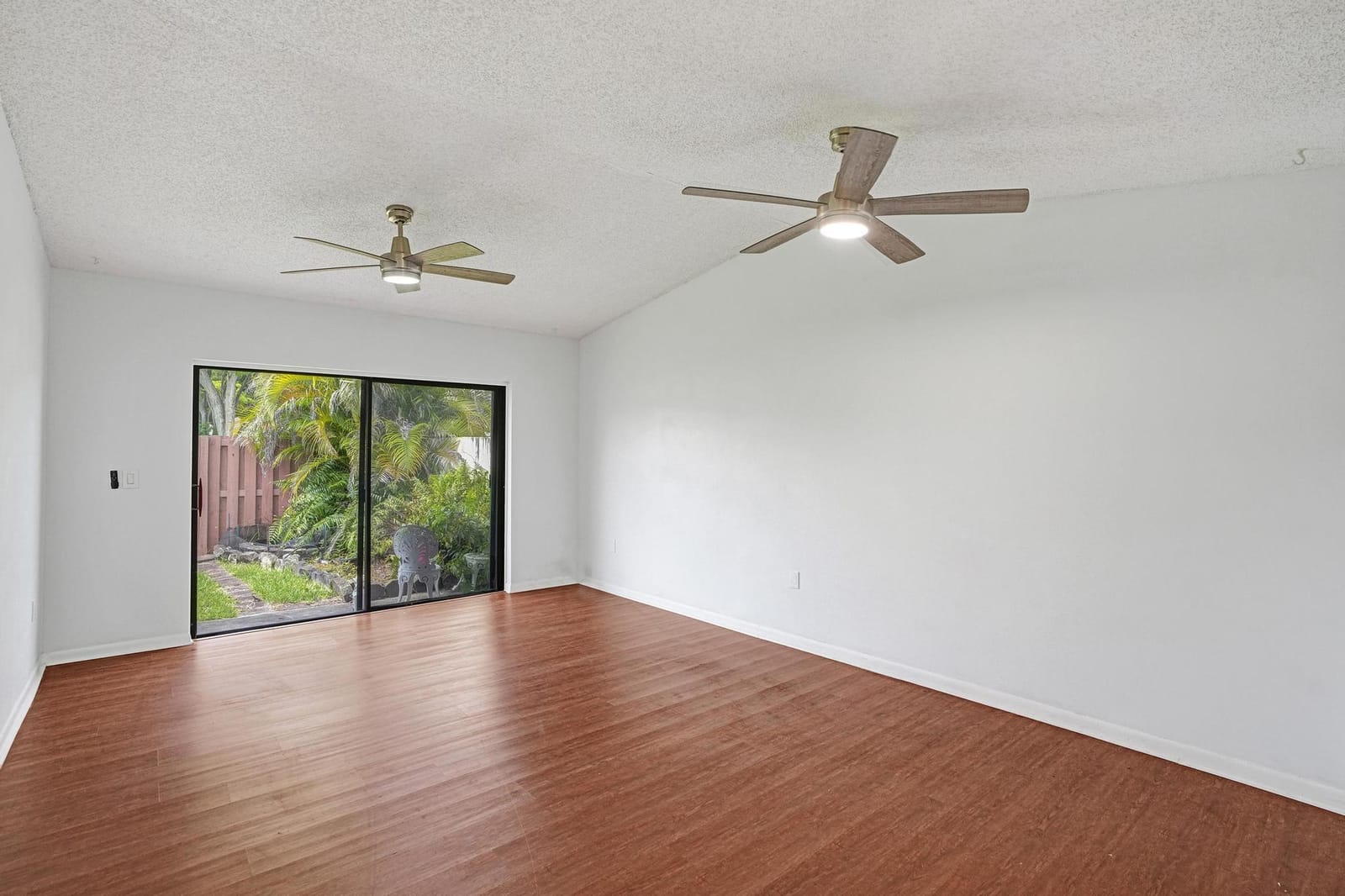 13934 SW 52nd Terrace — photo 7